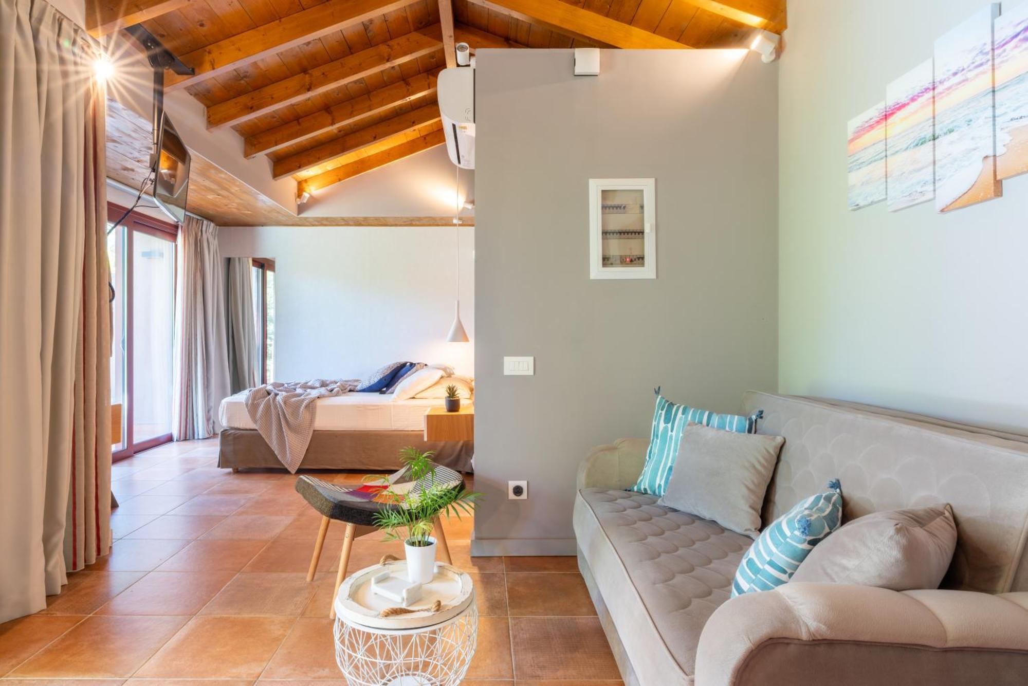 Klaritz Luxury Suites Λάσση Εξωτερικό φωτογραφία