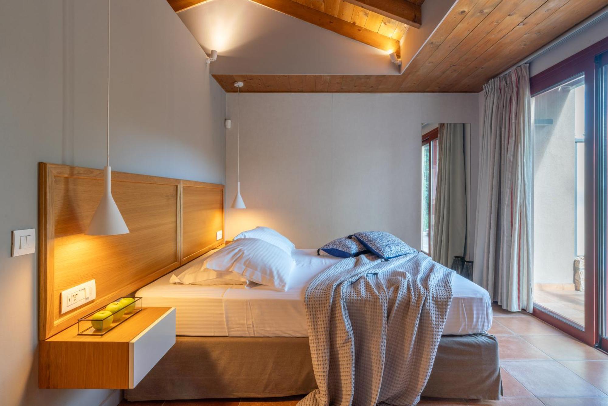 Klaritz Luxury Suites Λάσση Εξωτερικό φωτογραφία